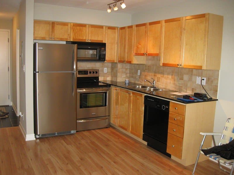 1369 Bloor Street West - Photo 2