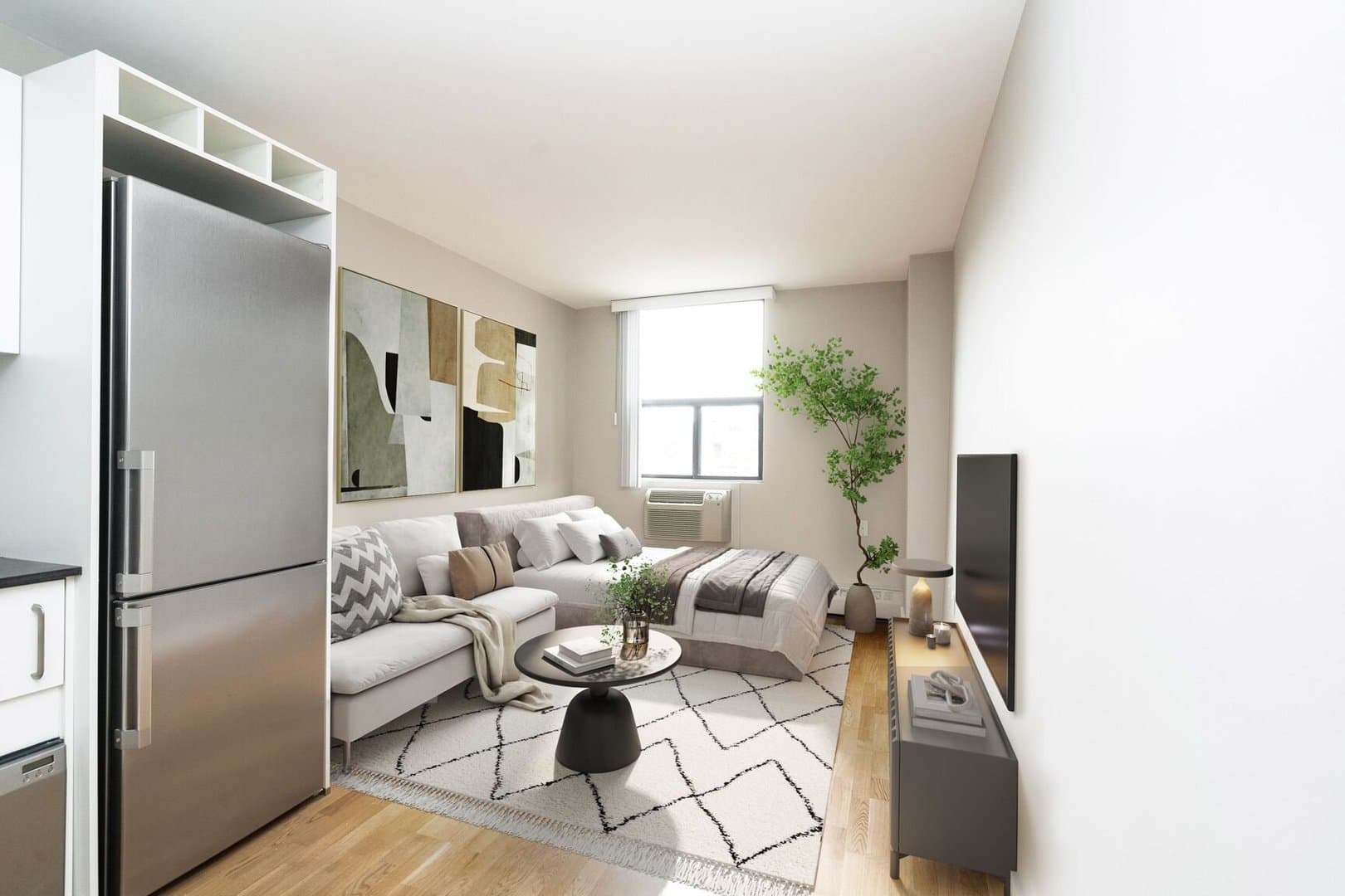 798 Richmond Street West - Photo 2