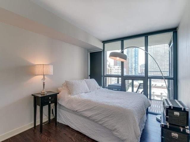 110 Charles Street East - Photo 3