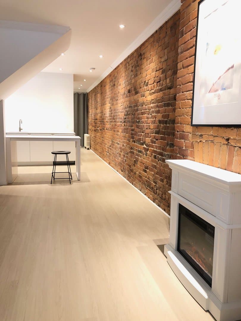 759 Markham Street - Photo 2