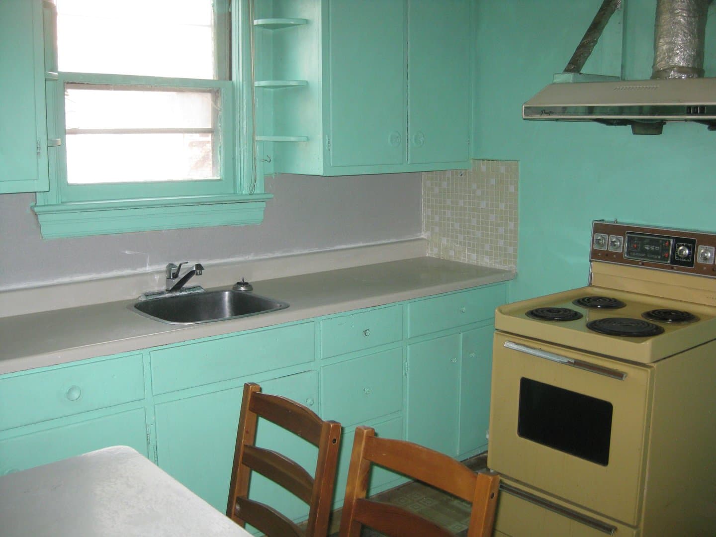 Langley Avenue - Photo 3