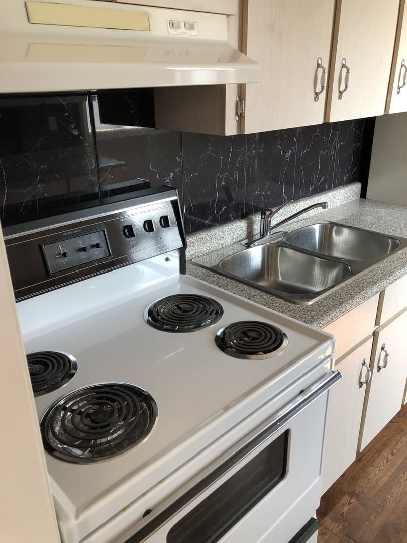 290 Harbord Street - Photo 4