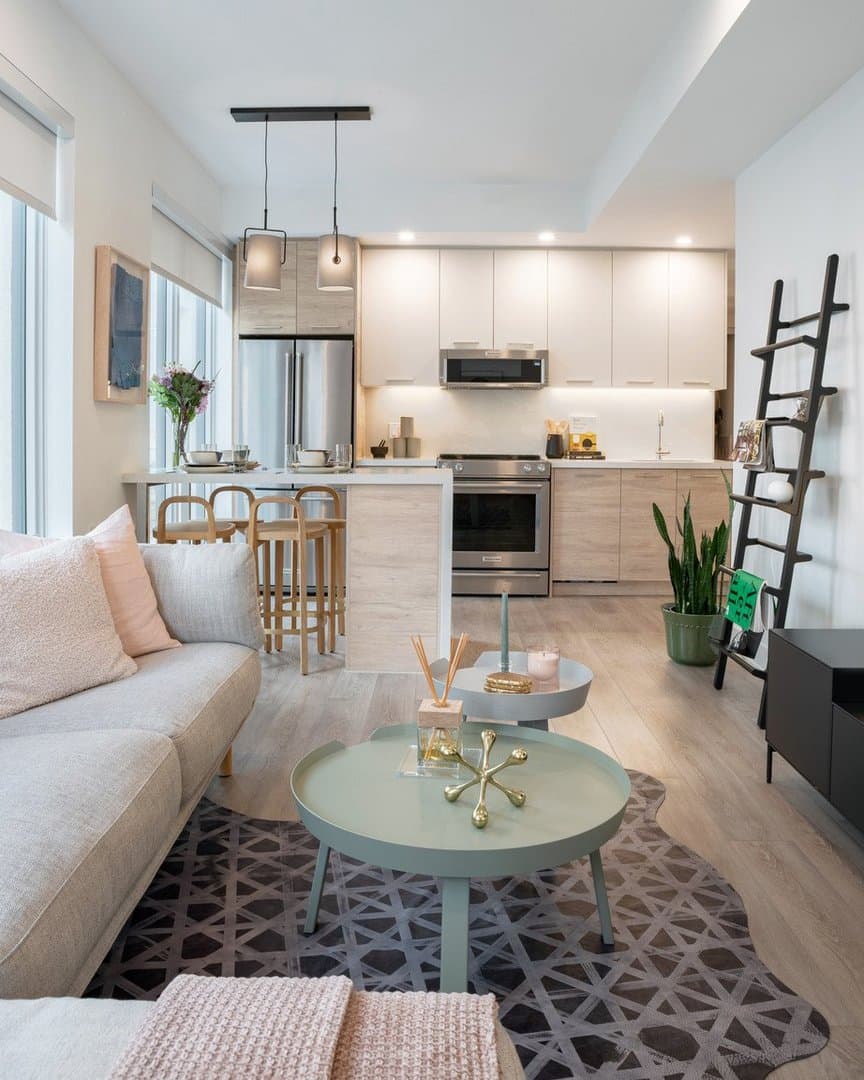 200 Redpath Avenue - Photo 3