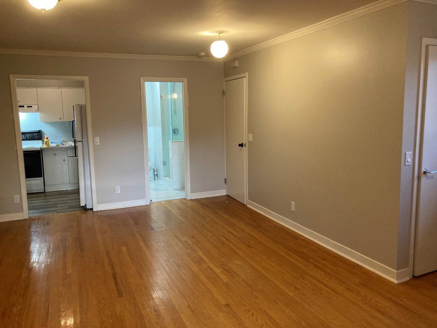 131 Gough Avenue - Photo 4