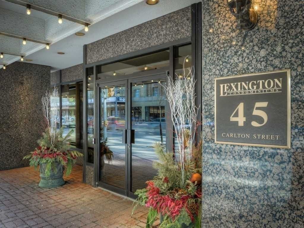 45 Carlton Street - Photo 1