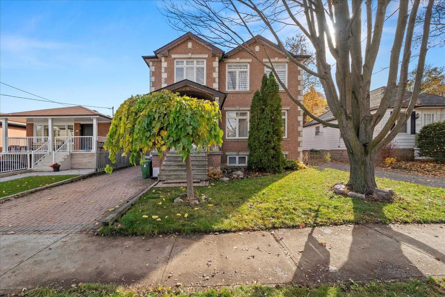 1081 Glencairn Avenue - Photo 1