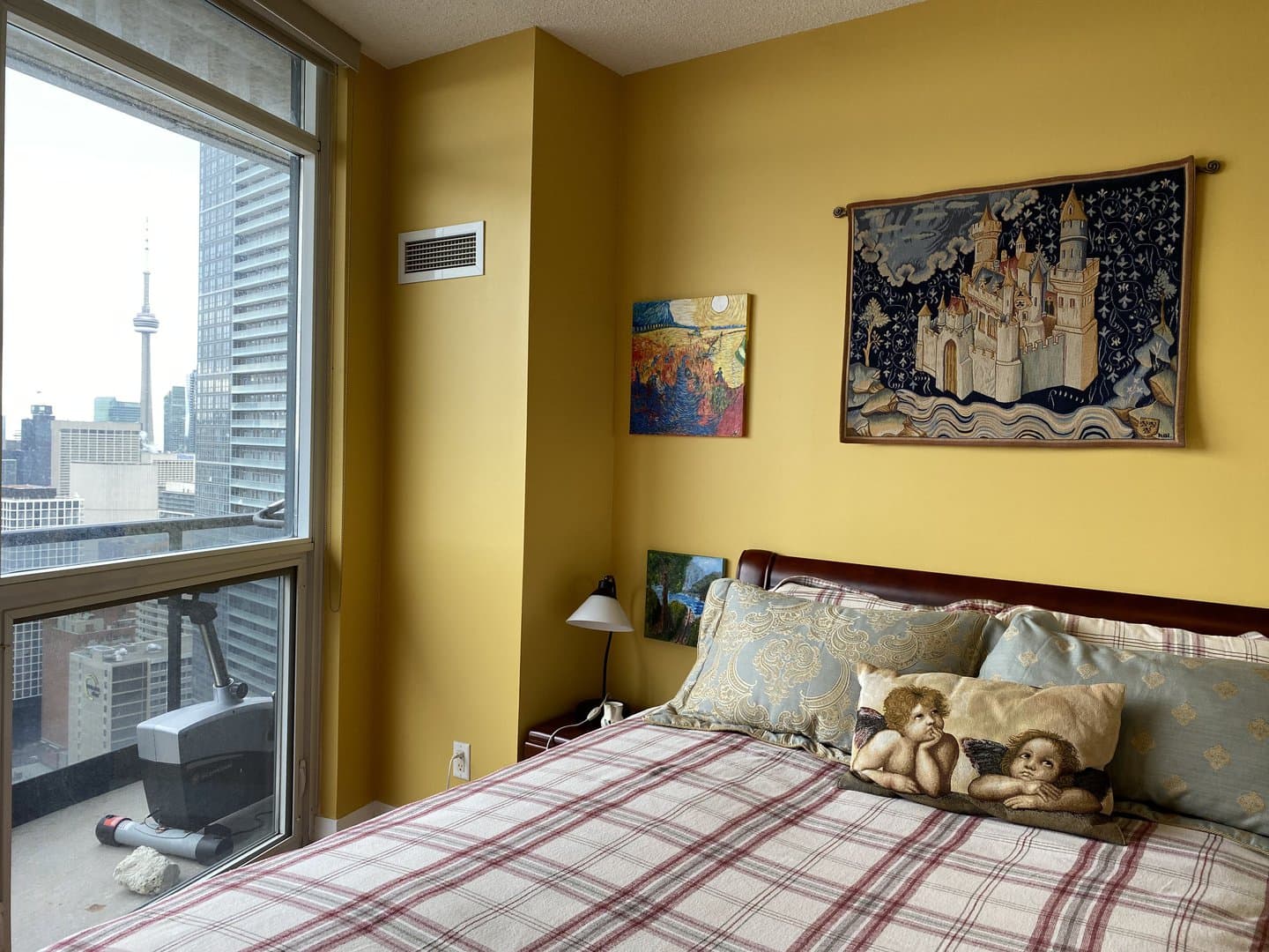 21 Carlton Street - Photo 4