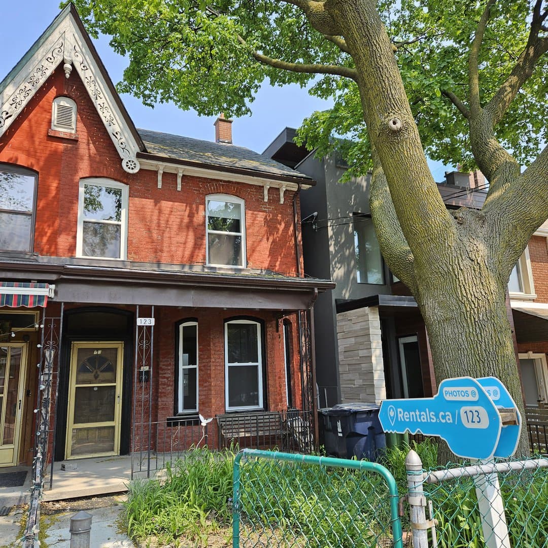 123 Markham Street - Photo 1
