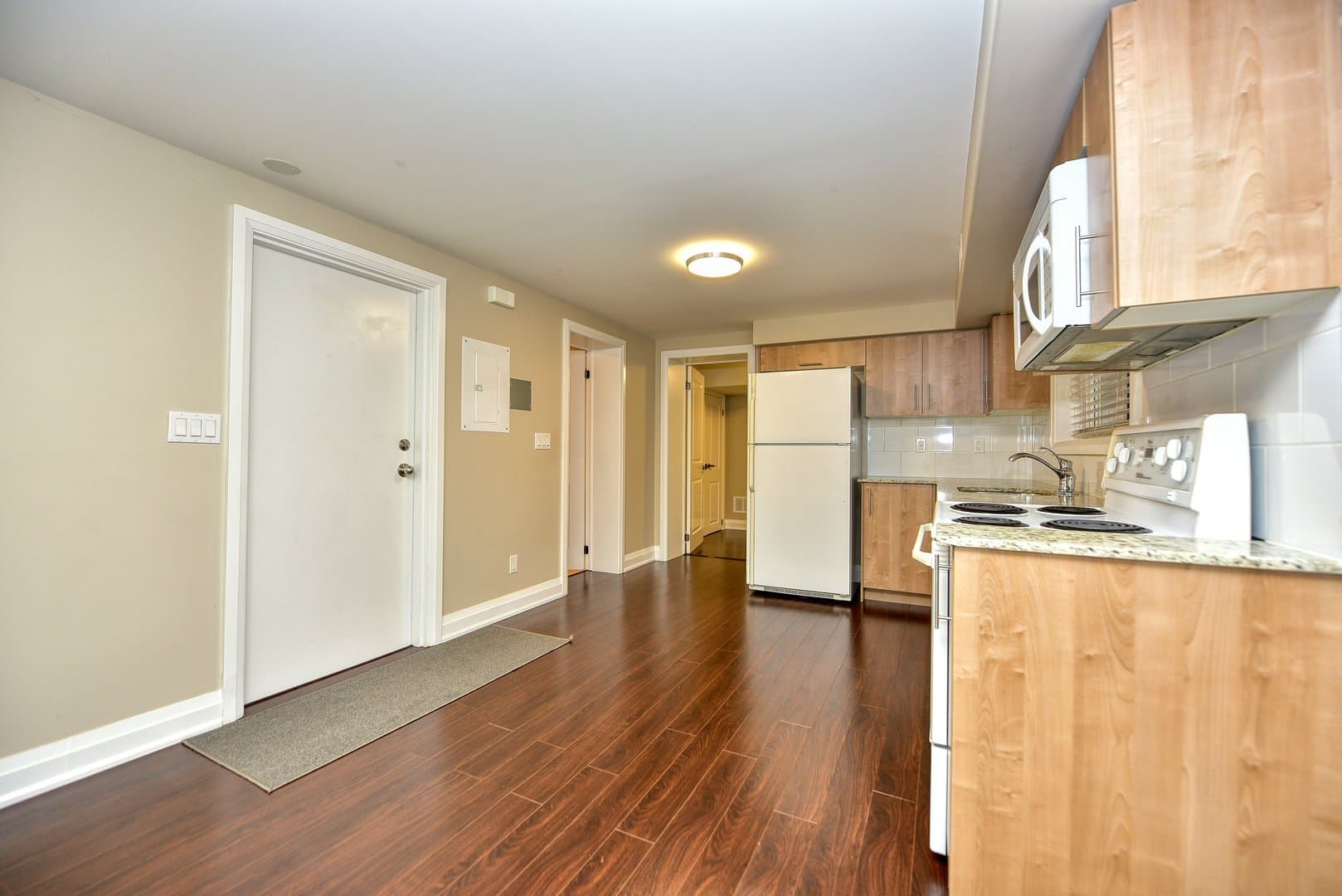 487 Salem Avenue North - Photo 4