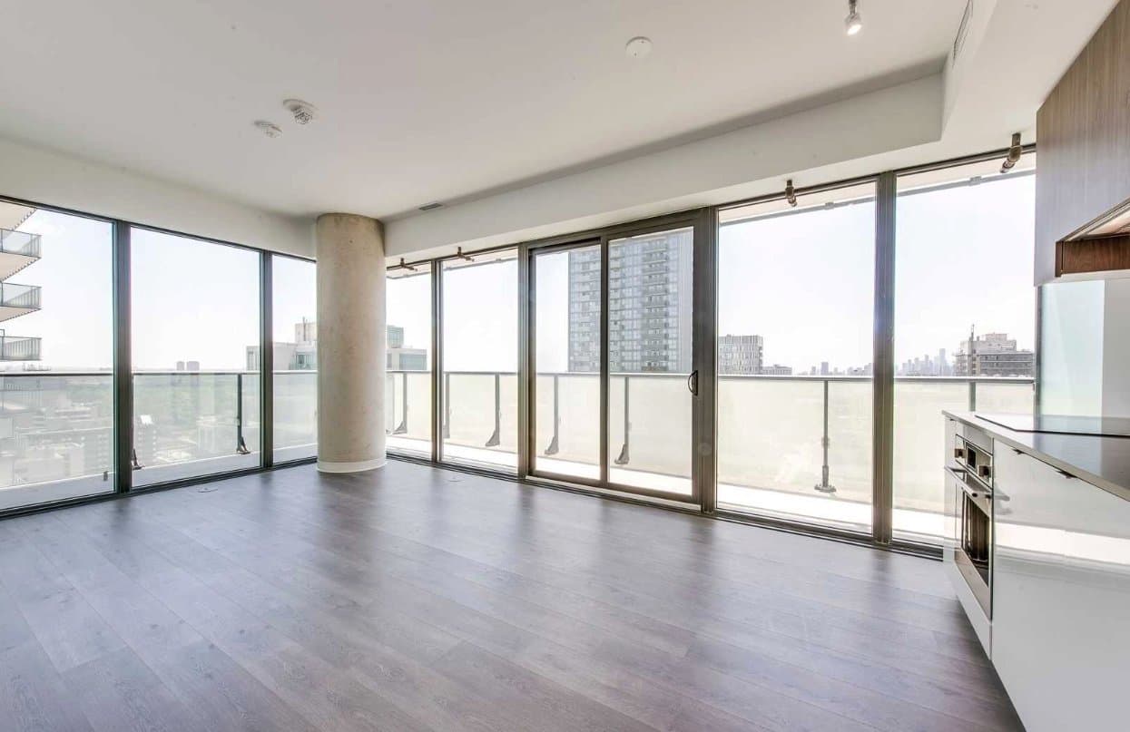 150 Redpath Avenue - Photo 3