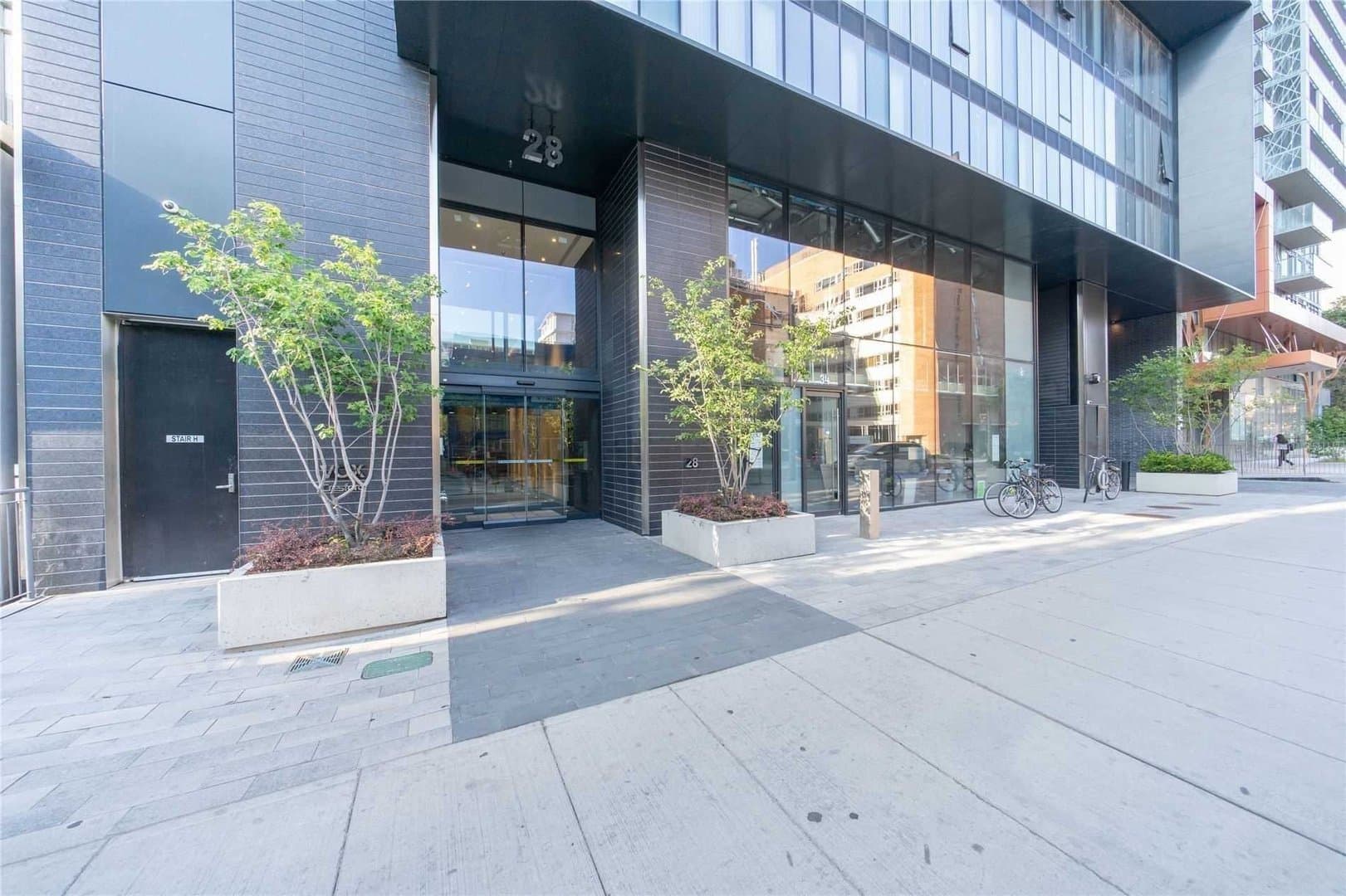 28 Wellesley Street East