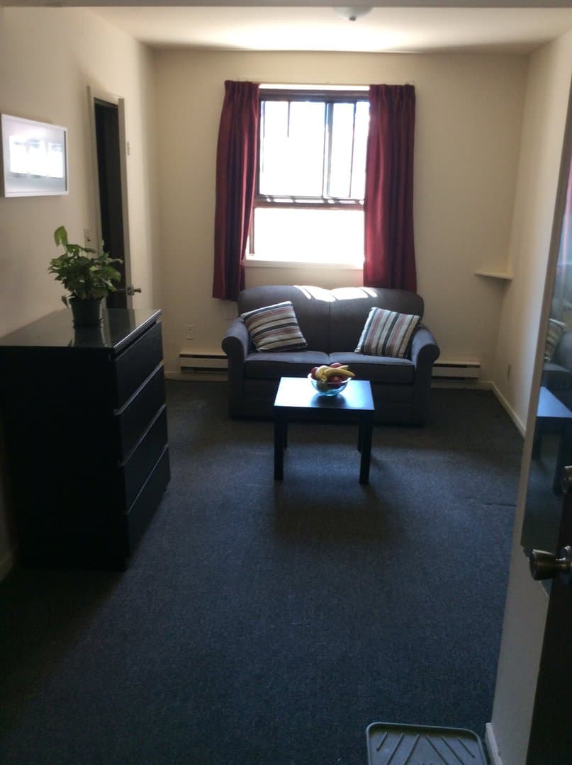 9 Albany Avenue - Photo 2