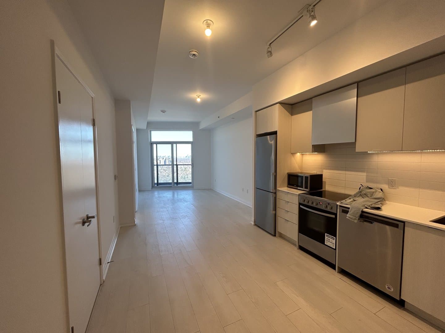 30 Gibbs Road - Photo 2