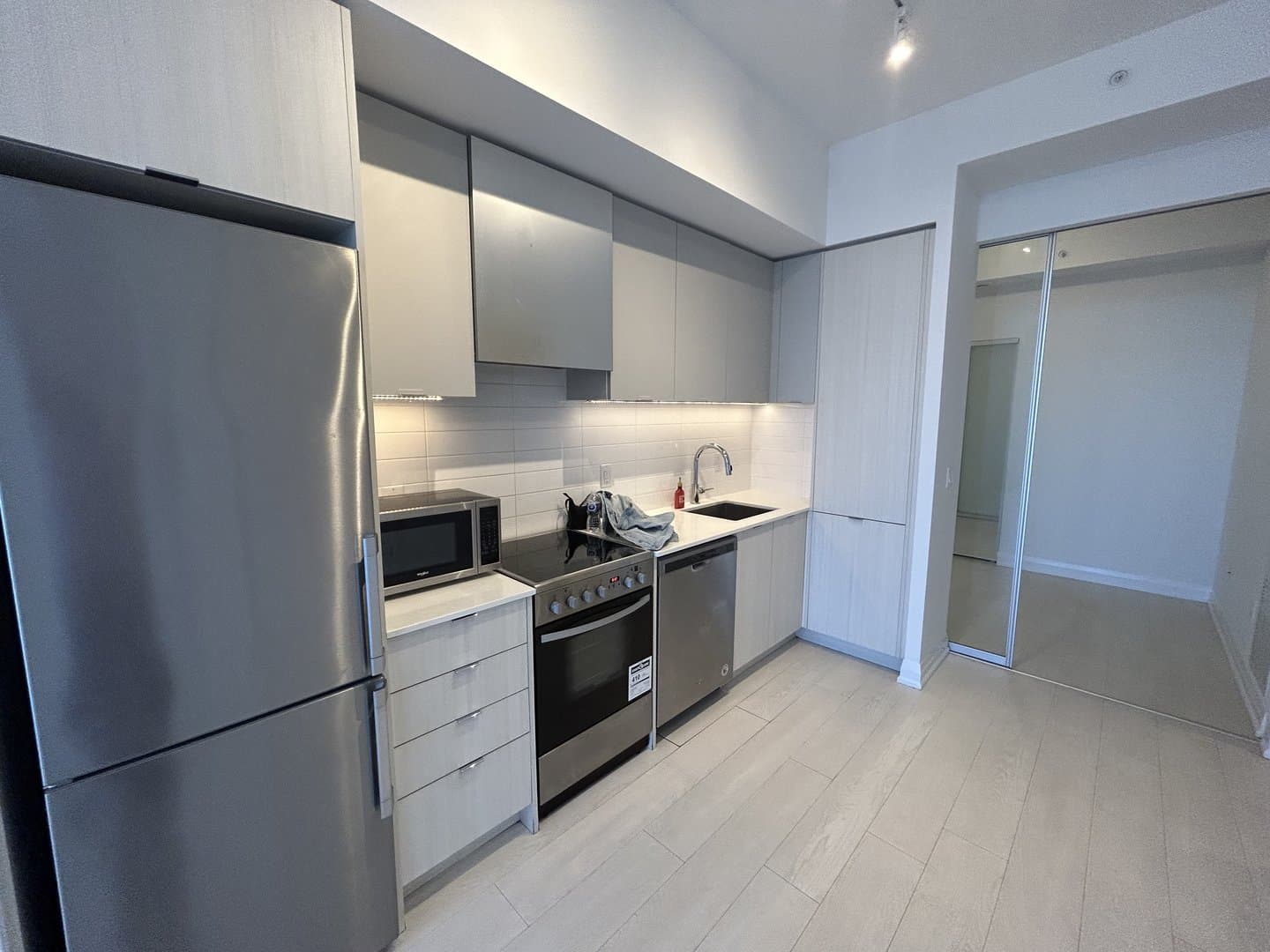 30 Gibbs Road - Photo 3