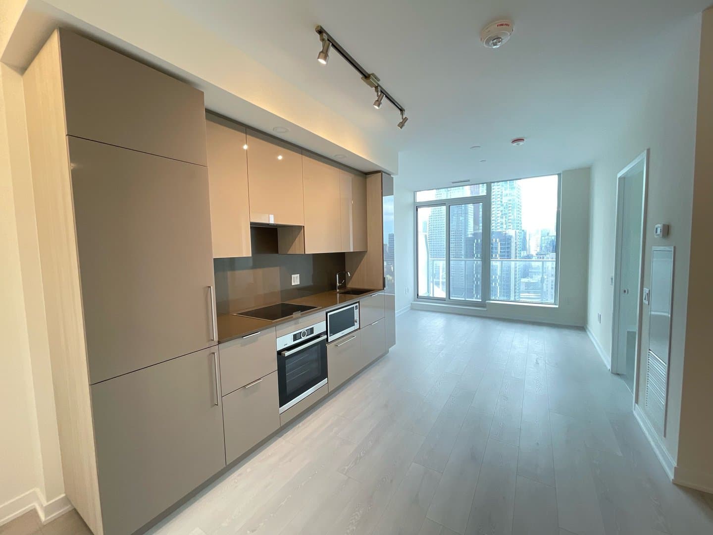 28 Freeland Street - Photo 1