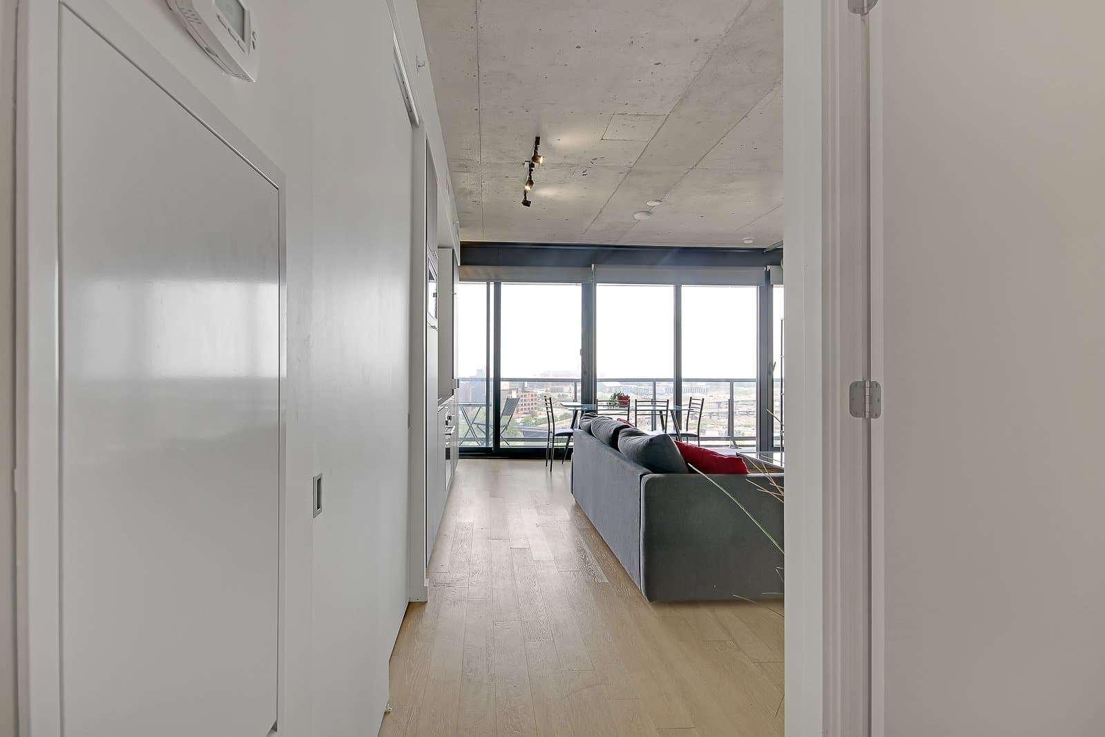 170 Bayview Avenue - Photo 3