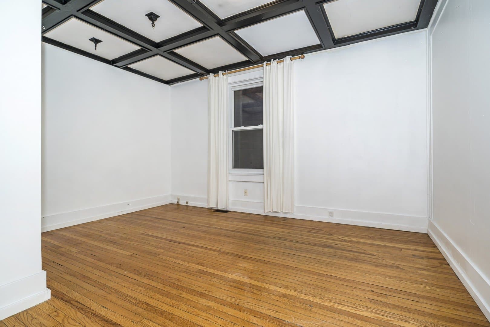 605 Huron Street - Photo 4