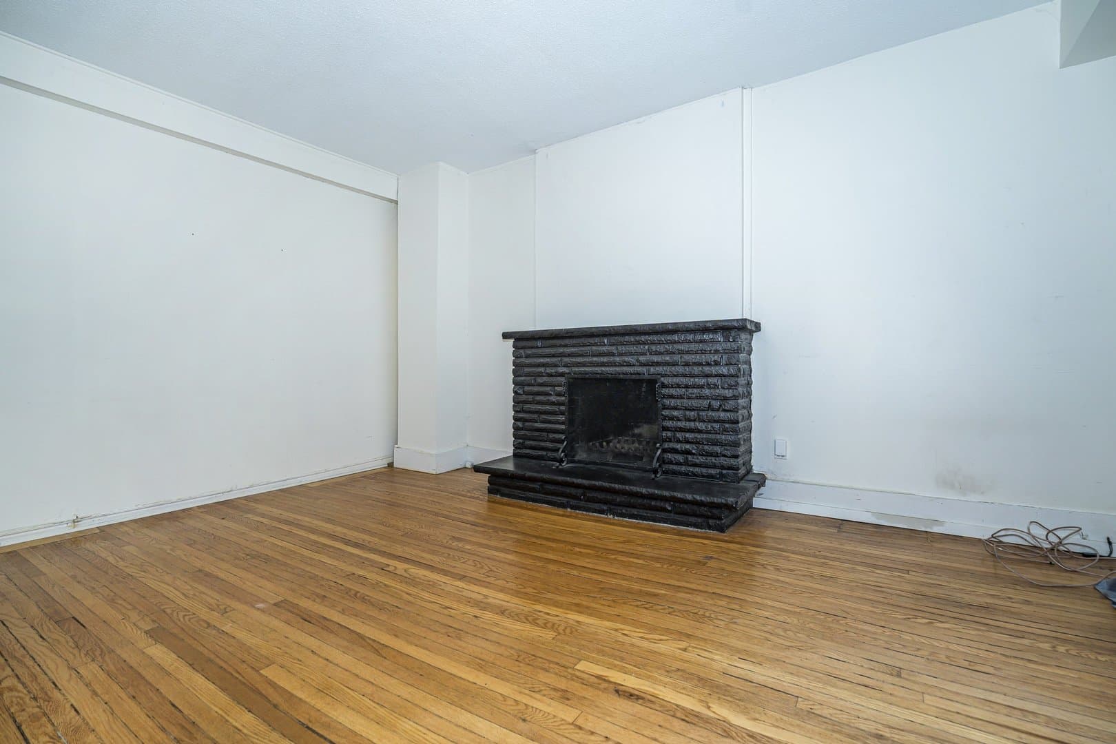 605 Huron Street - Photo 3