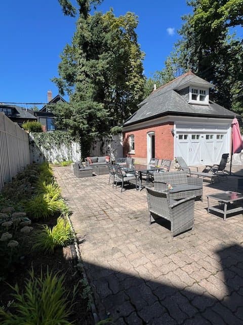 120 Crescent Road - Photo 1