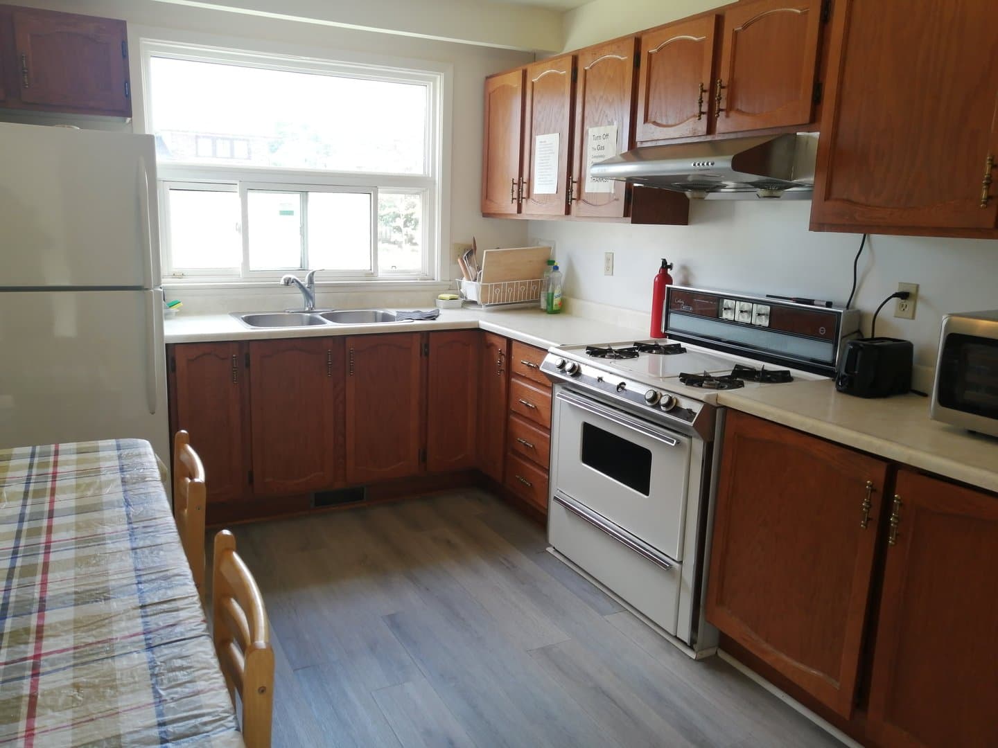 50 Brantford Drive - Photo 2