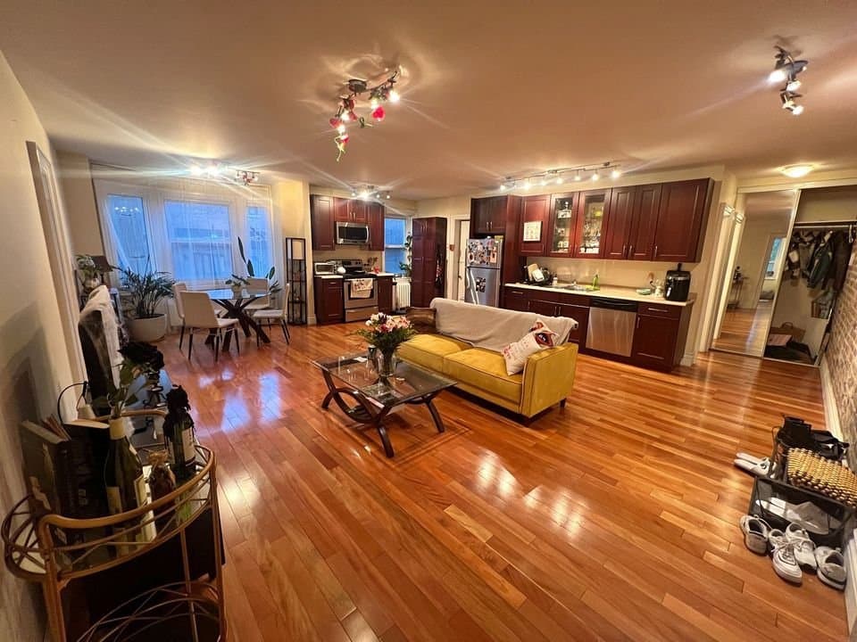 359 Davenport Road - Photo 2