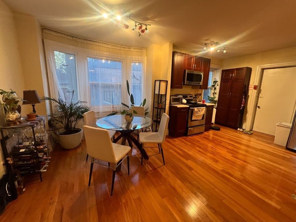 359 Davenport Road - Photo 3