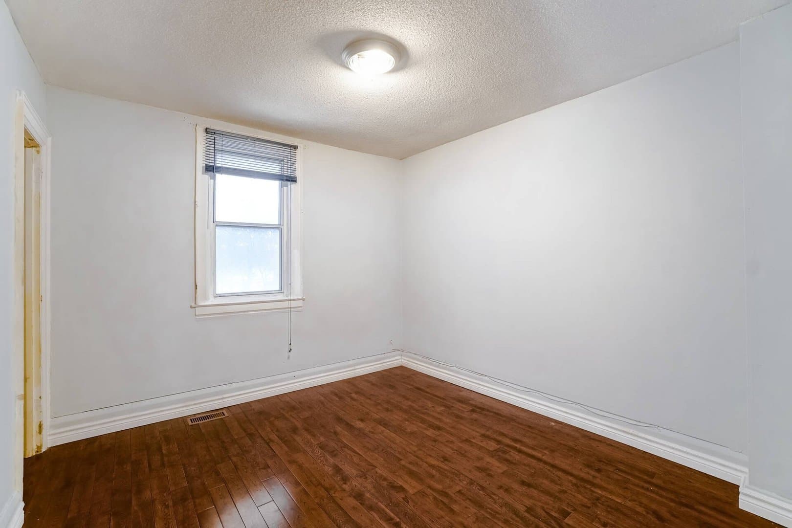 2609 Kingston Road - Photo 3