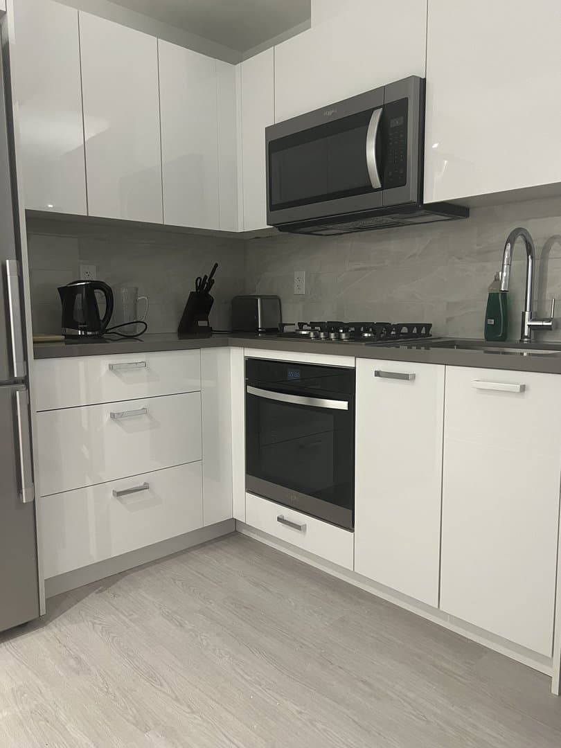 193 McCaul Street - Photo 1
