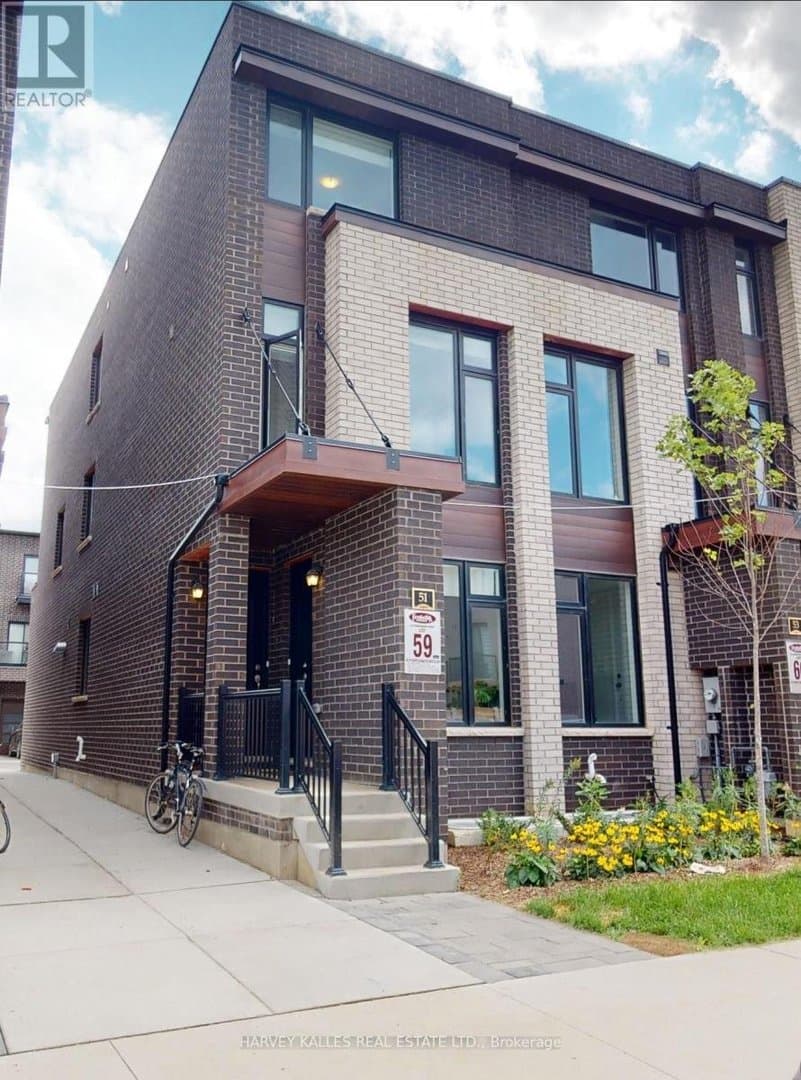51 Creekbank Road