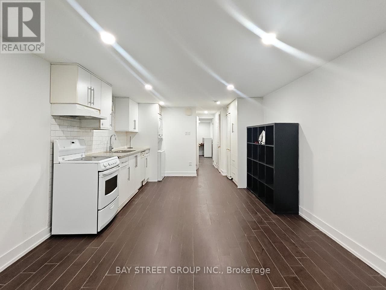 859 1/2 Bathurst Street - Photo 2