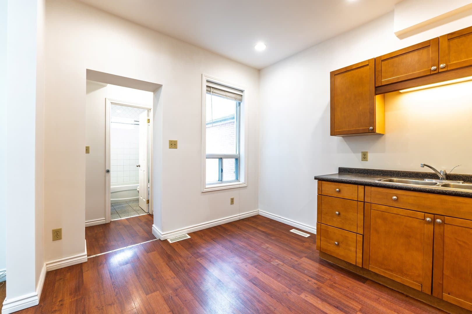 125 Mavety Street - Photo 4