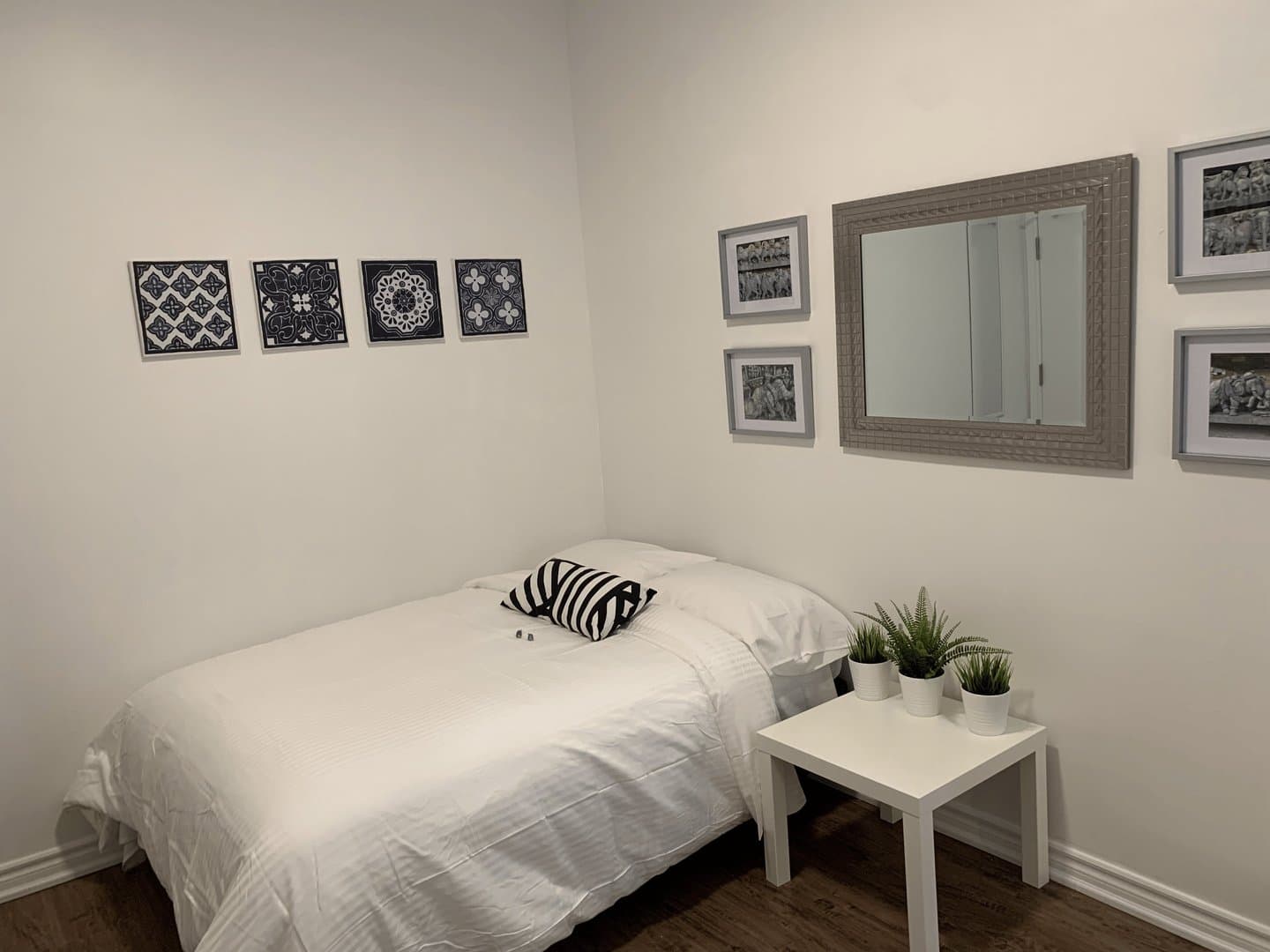 219 Spadina Road - Photo 2