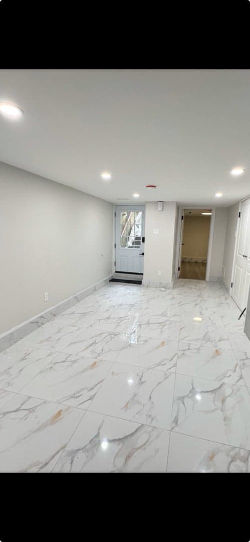 687 Markham Street - Photo 2