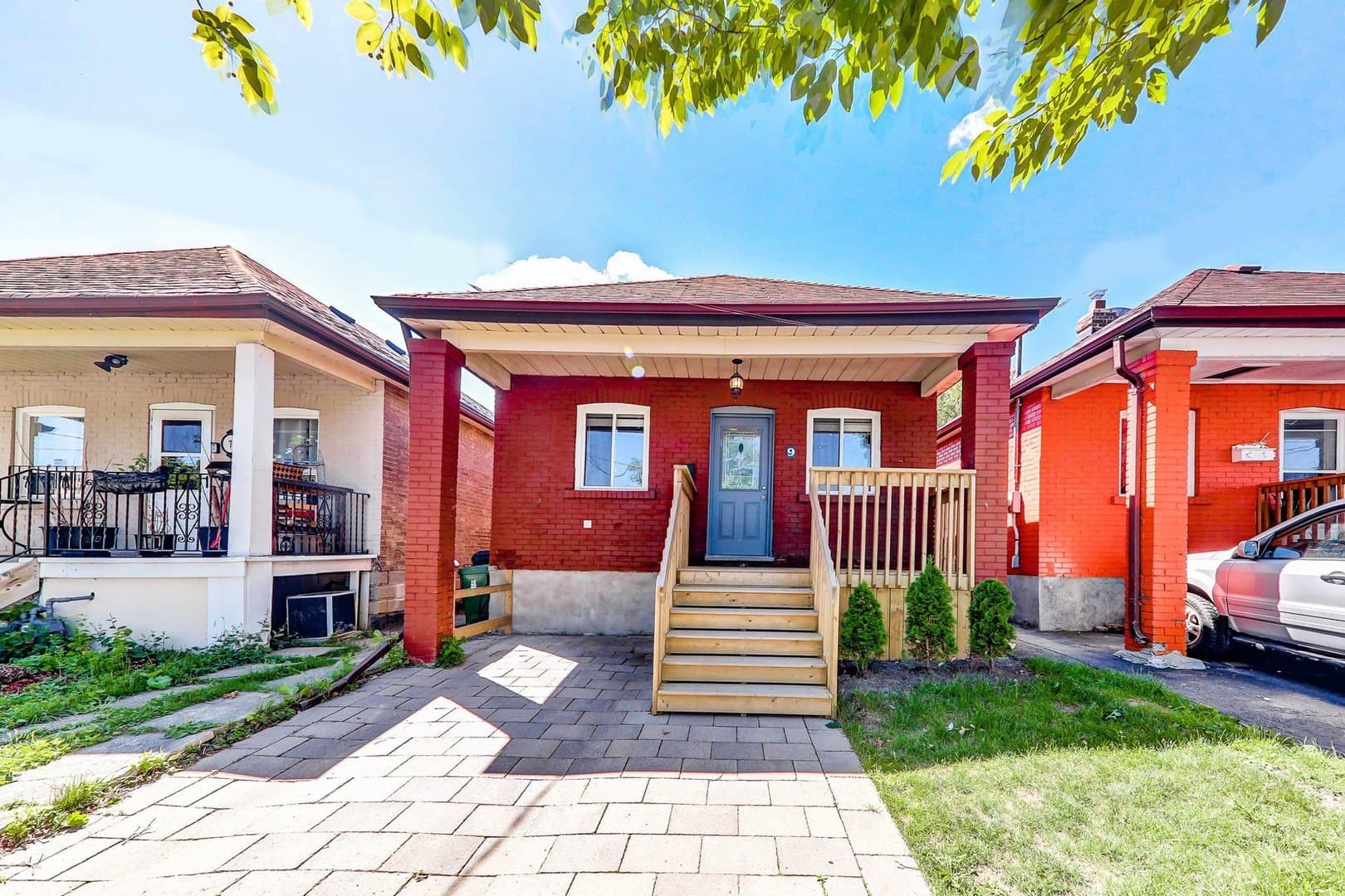 9 Maple Bush Avenue