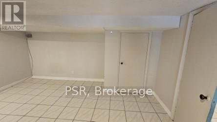 192 Gloucester Grove - Photo 3