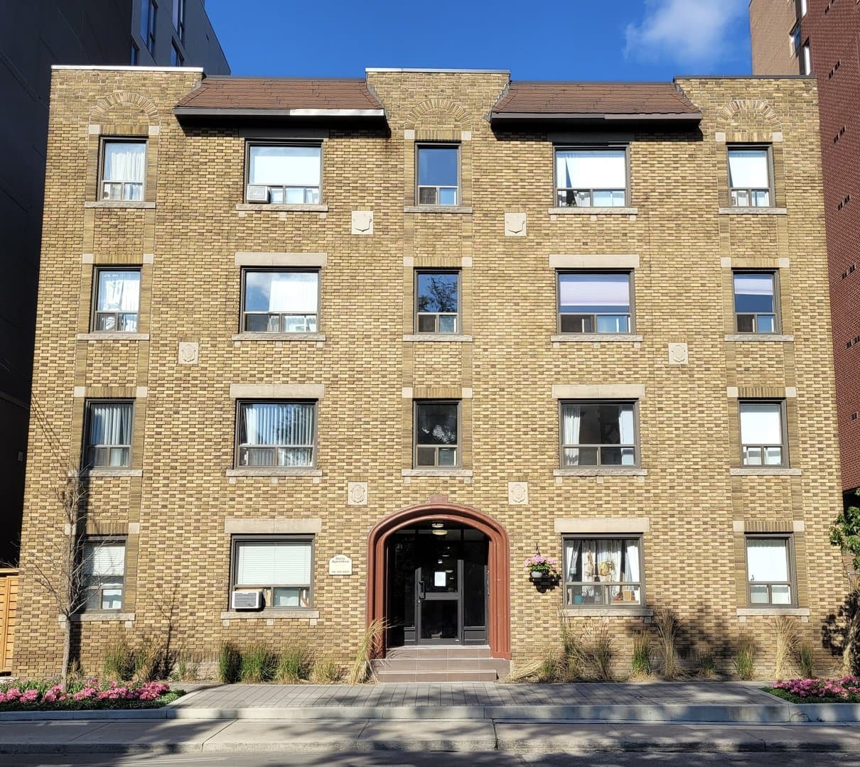 101 Vaughan Road