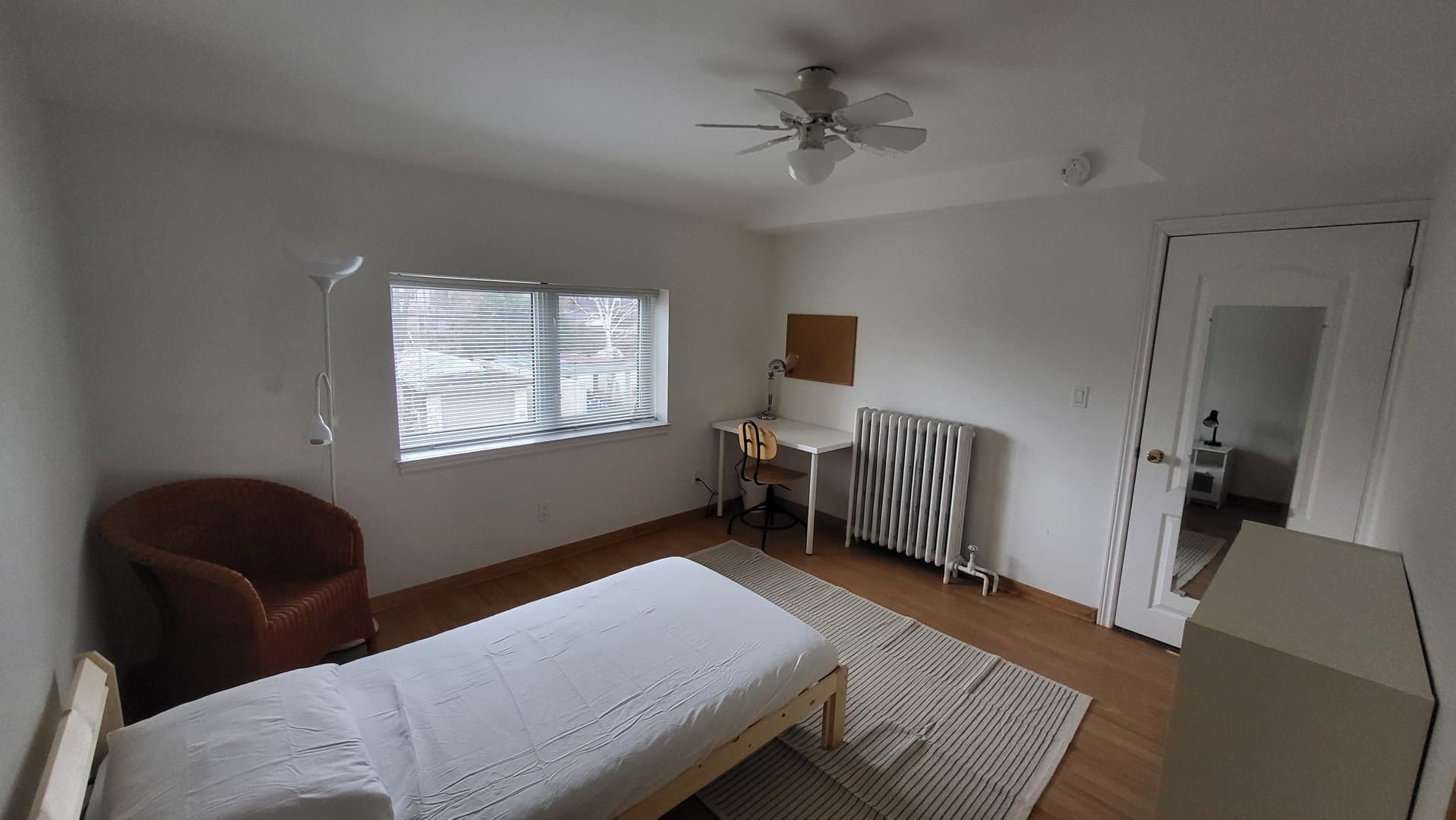 192 Wychwood Avenue - Photo 2