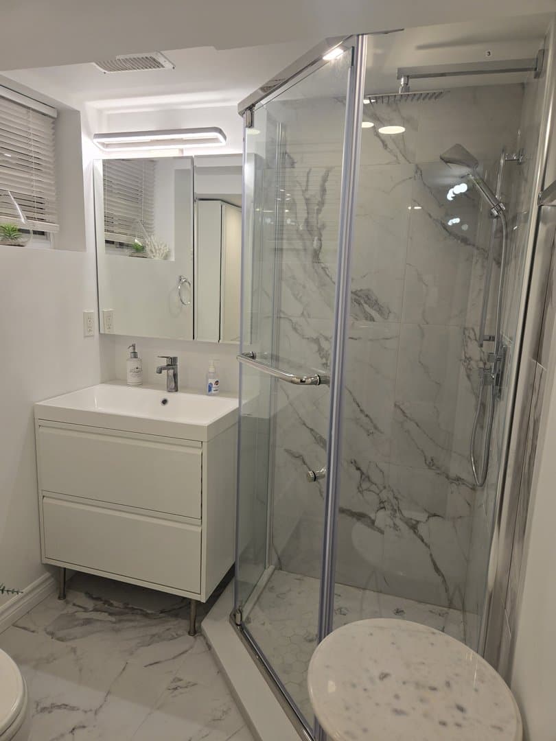 856 Runnymede Road - Photo 3
