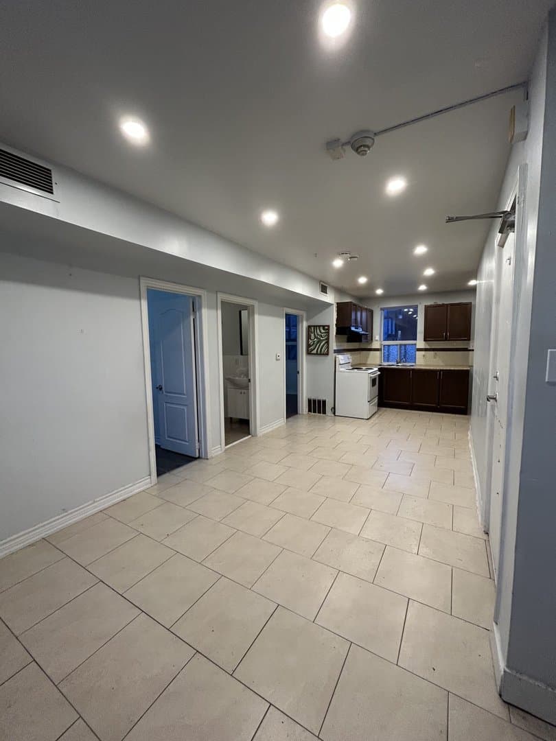 2A Locust Street