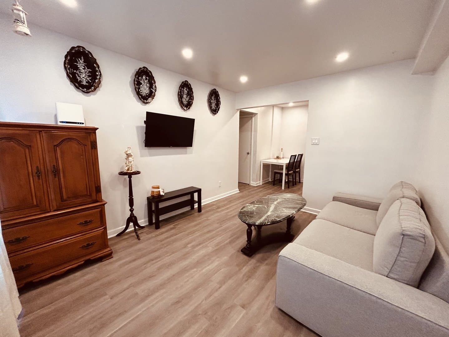 1207 Weston Road