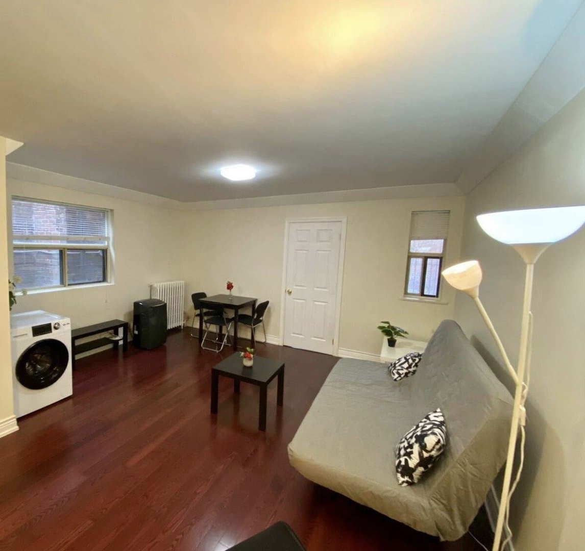 113 Vaughan Road - Photo 2