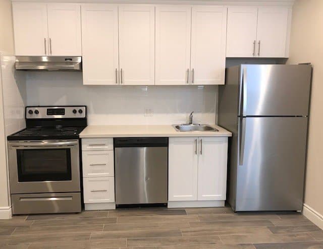 2558 Eglinton Avenue West - Photo 4