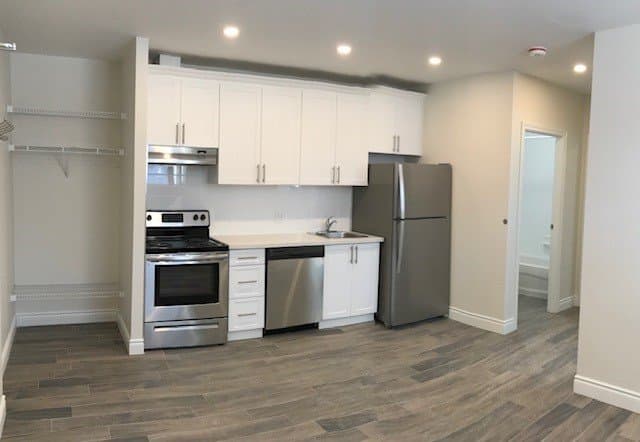 2558 Eglinton Avenue West - Photo 2