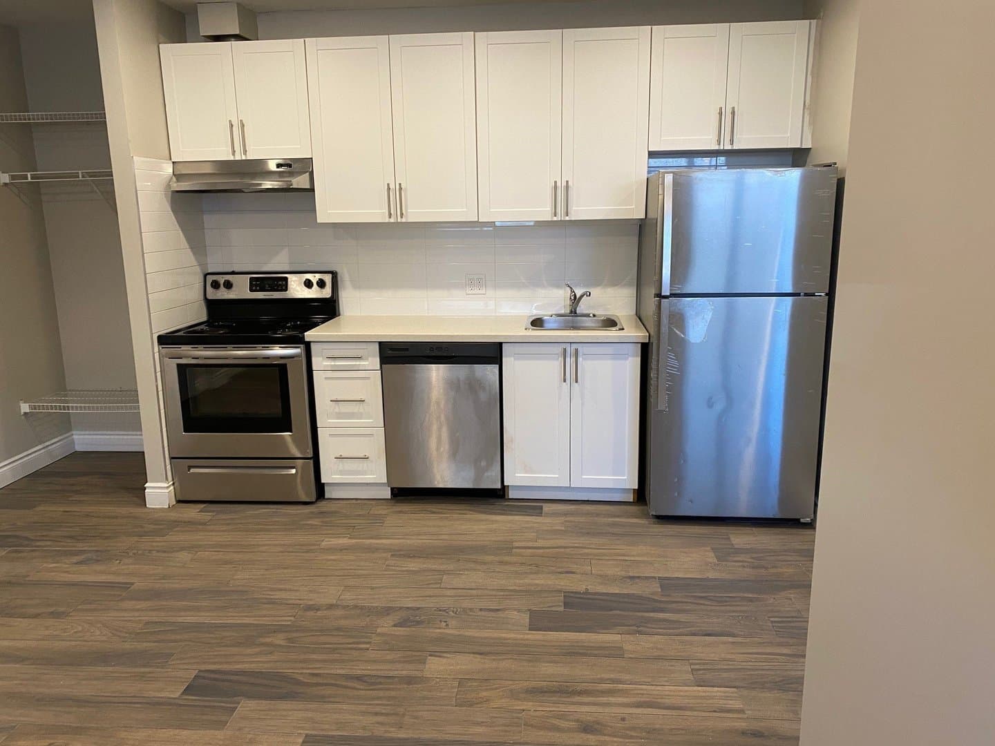 2558 Eglinton Avenue West - Photo 3