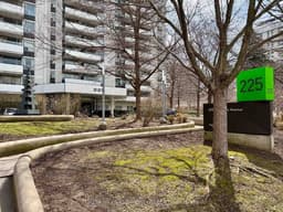 2510 - 225 Davisville Avenue