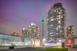 208 QUEENS QUAY W
