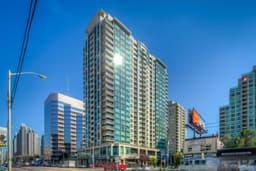 18 PARKVIEW AVE