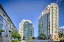 1 LEE CENTRE DR