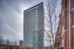 105 THE QUEENSWAY AVE