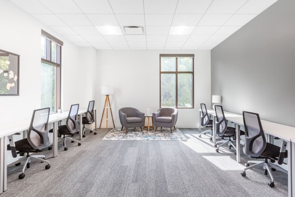 325 Front Street West, Toronto, ON, M5V 2Y1